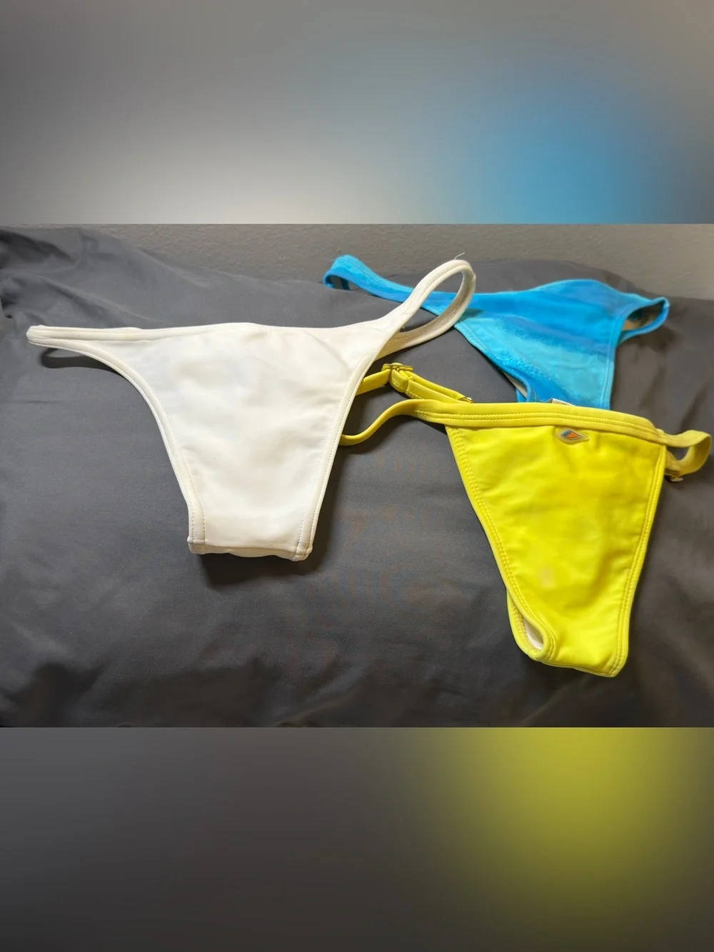 Three-Piece Women’s Bikini Bottom Set — Blue, Yellow & White